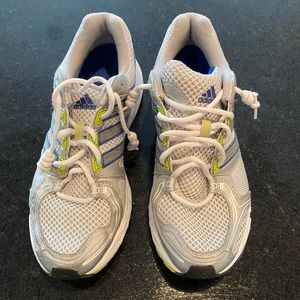 Men’s Adidas sneakers